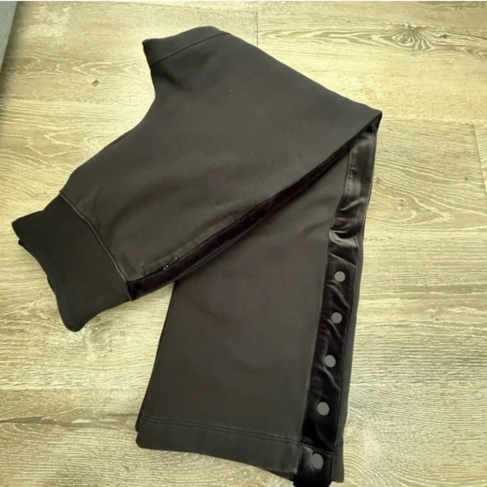 Black Athleta wide leg sweatpants- XXS